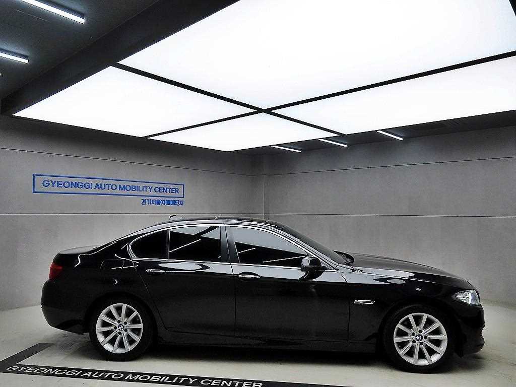 BMW 5 Series - Vista 2