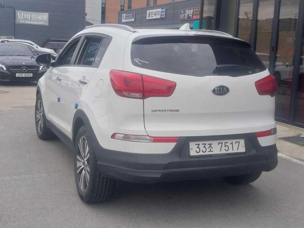 KIA Sportage - Vista 4