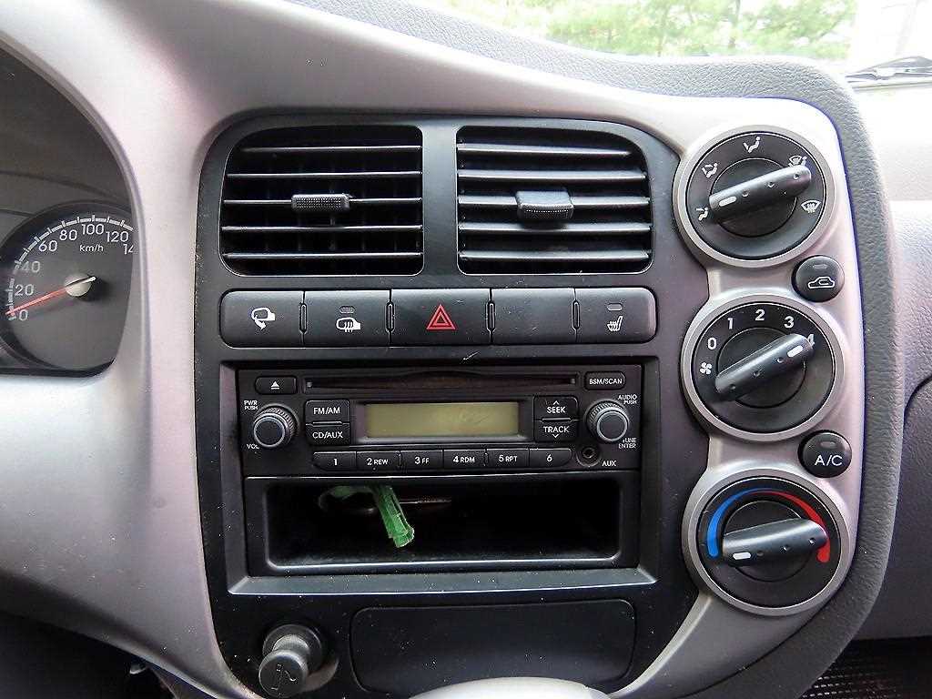 Small Truck tower_built-in tower 2013 Blanco - Importación desde Corea - HF Imports Iquique - Foto 14