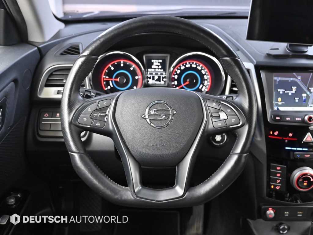 Ssangyong Tivoli 2018 Azul - Importación desde Corea - HF Imports Iquique - Foto 13