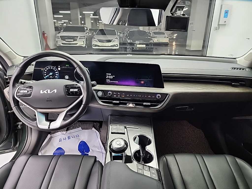 KIA K8 - Vista 7