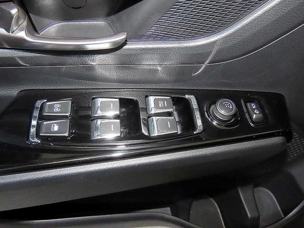 Ssangyong Korando 2020 Blanco - Importación desde Corea - HF Imports Iquique - Foto 13