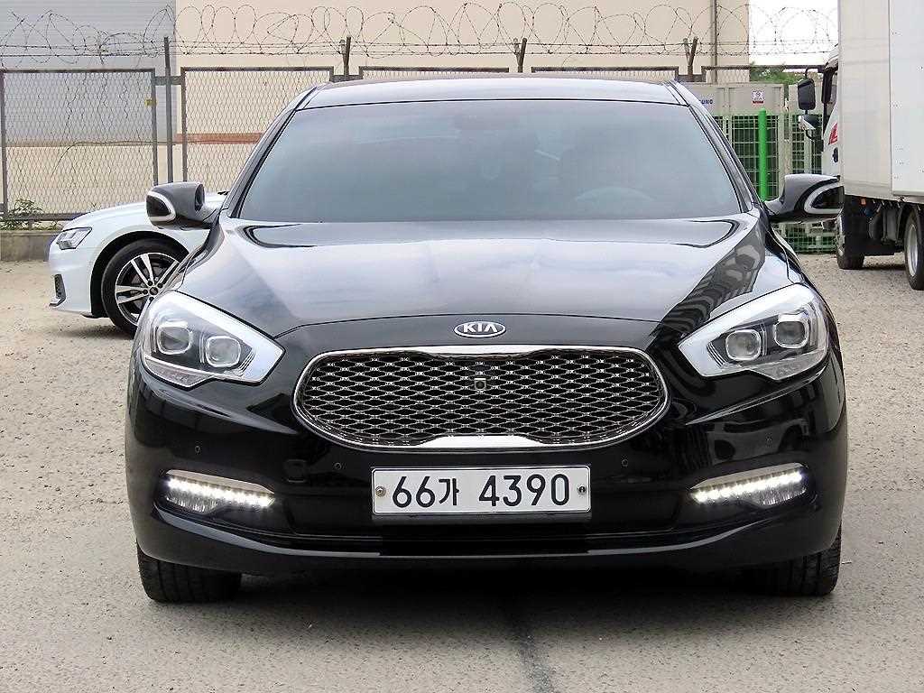 KIA K9 - Vista 2