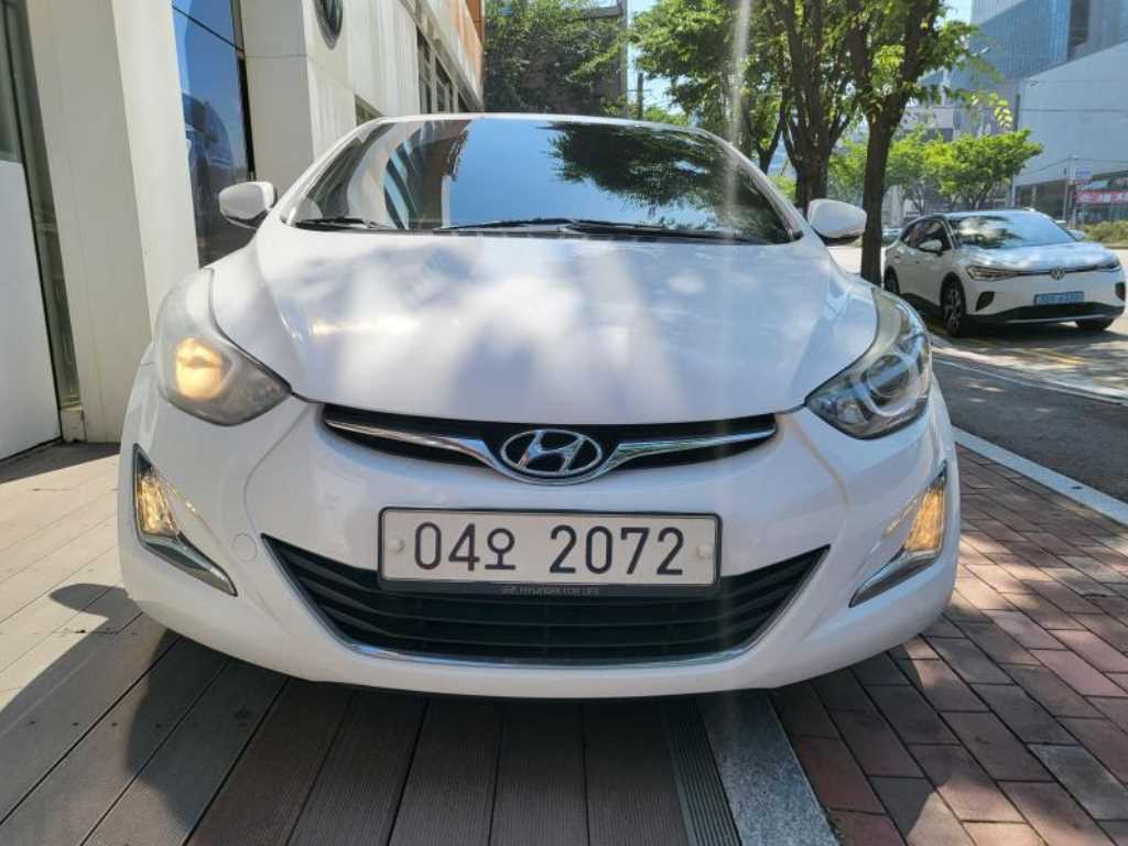 HYUNDAI Avante 2014 Blanco - Importación desde Corea - HF Imports Iquique - Foto 1