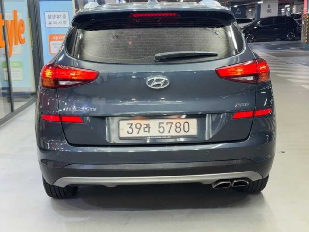 HYUNDAI Tucson - Vista 5