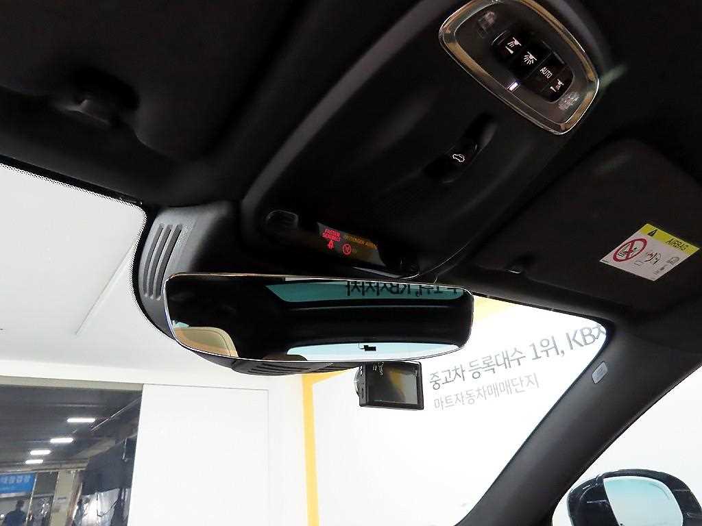 Volvo XC60 2019 Negro - Importación desde Corea - HF Imports Iquique - Foto 16