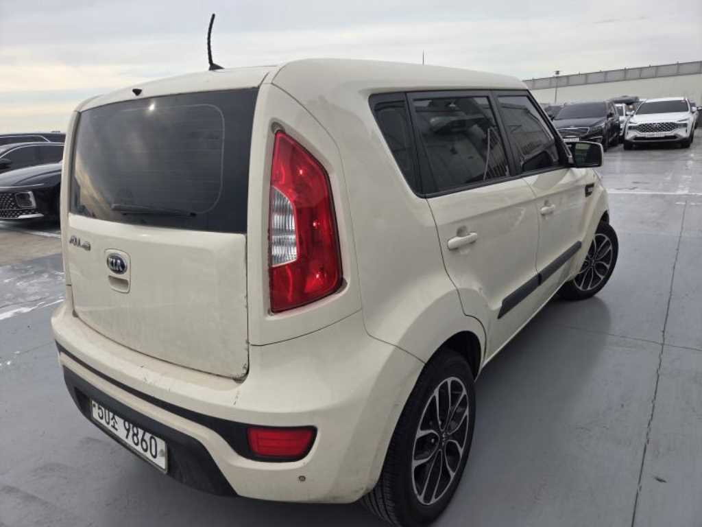 KIA Soul - Vista 9