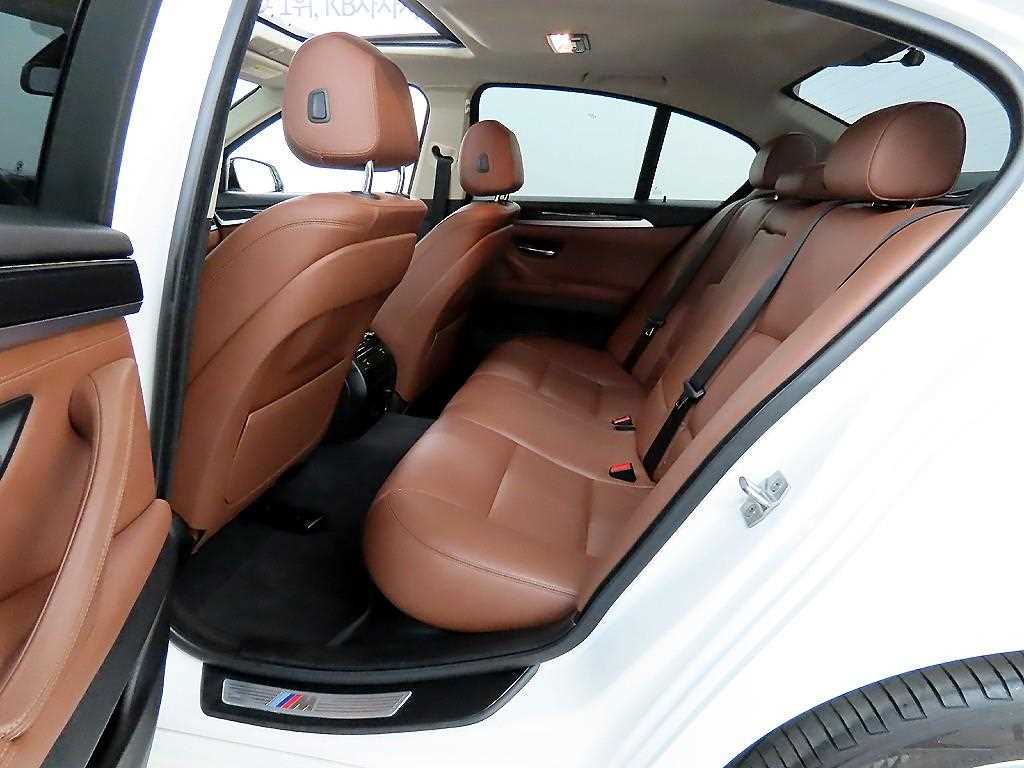 BMW 5 Series - Vista 6