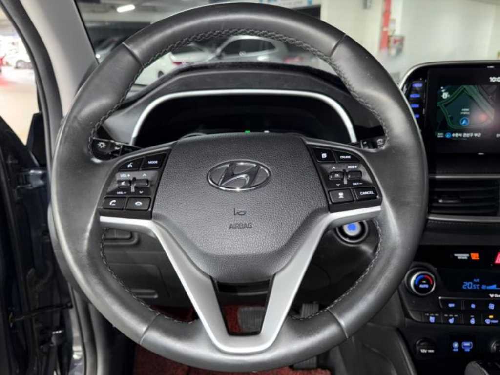 HYUNDAI Tucson - Vista 8