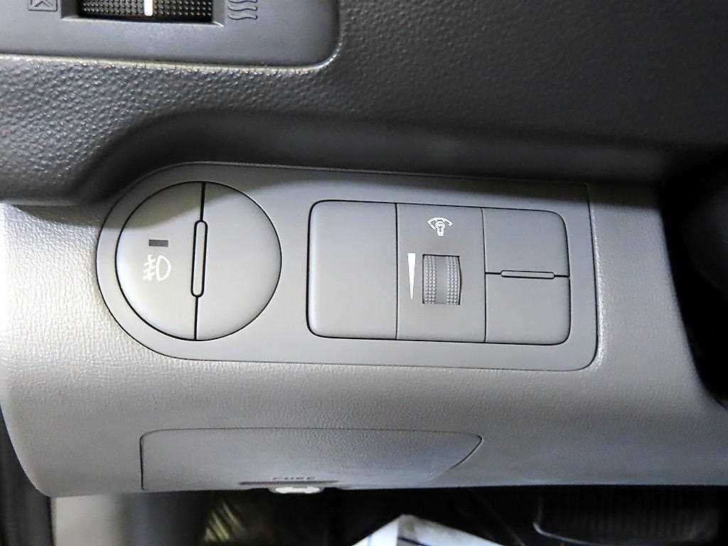 HYUNDAI Starex 2015 Plateado - Importación desde Corea - HF Imports Iquique - Foto 14