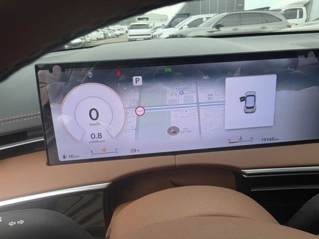 Genesis GV70 - Vista 11