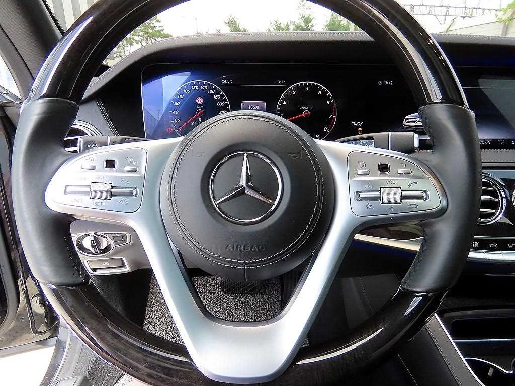 Mercedes Benz S Class - Vista 8