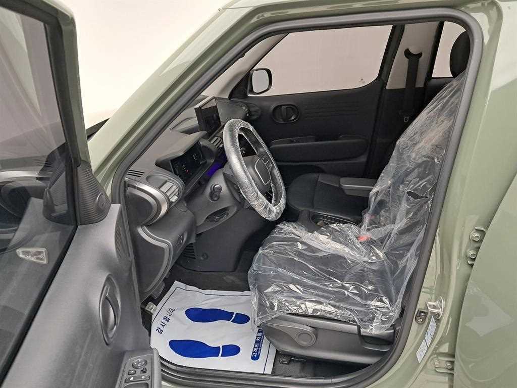 HYUNDAI Casper - Vista 11