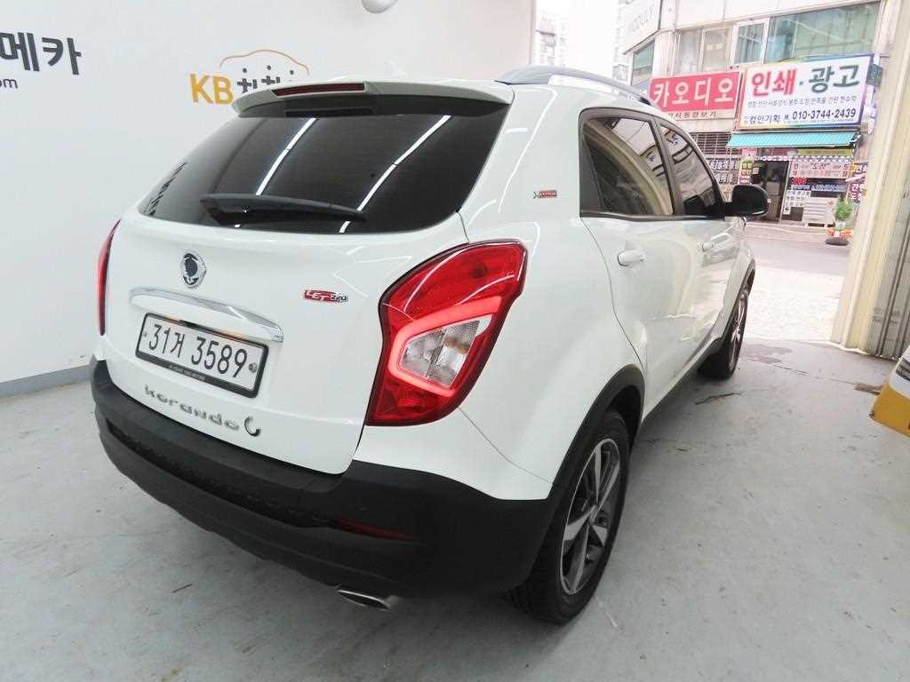 Ssangyong Korando - Vista 3