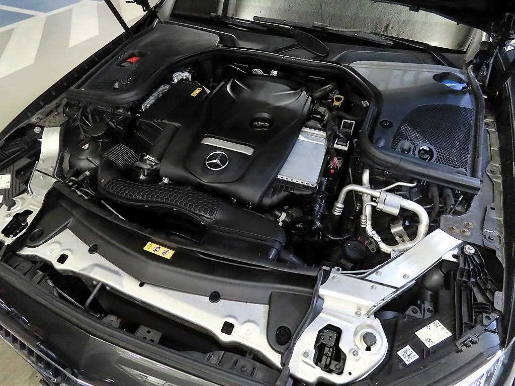 Mercedes Benz E class 2021 Gris - Importación desde Corea - HF Imports Iquique - Foto 19