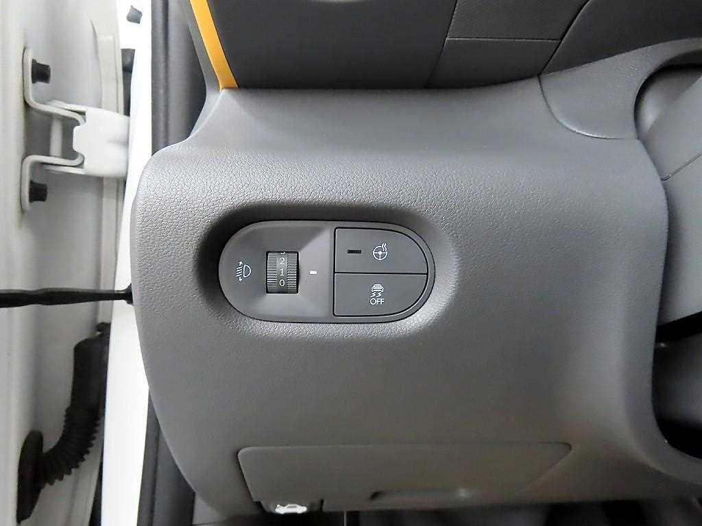 HYUNDAI Casper - Vista 12
