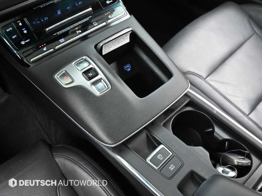 HYUNDAI Grandeur - Vista 9
