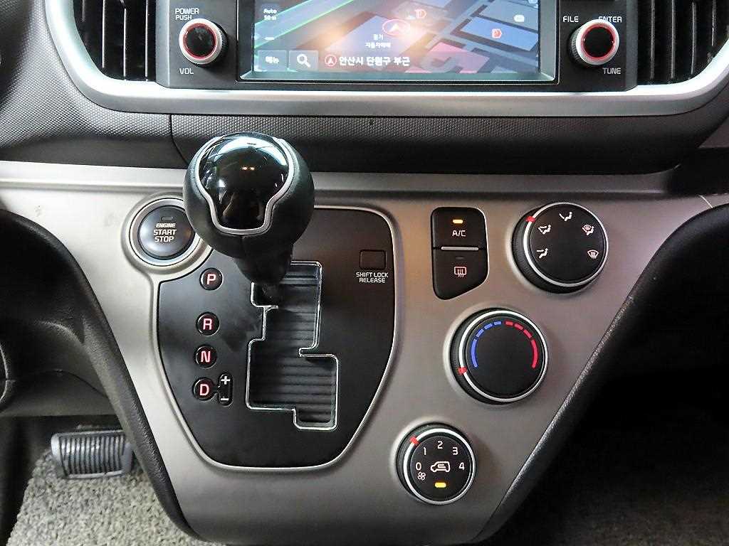 KIA Ray - Vista 10