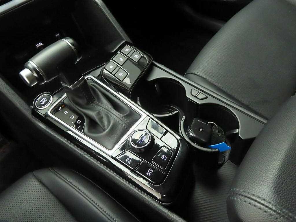 KIA Sportage - Vista 11