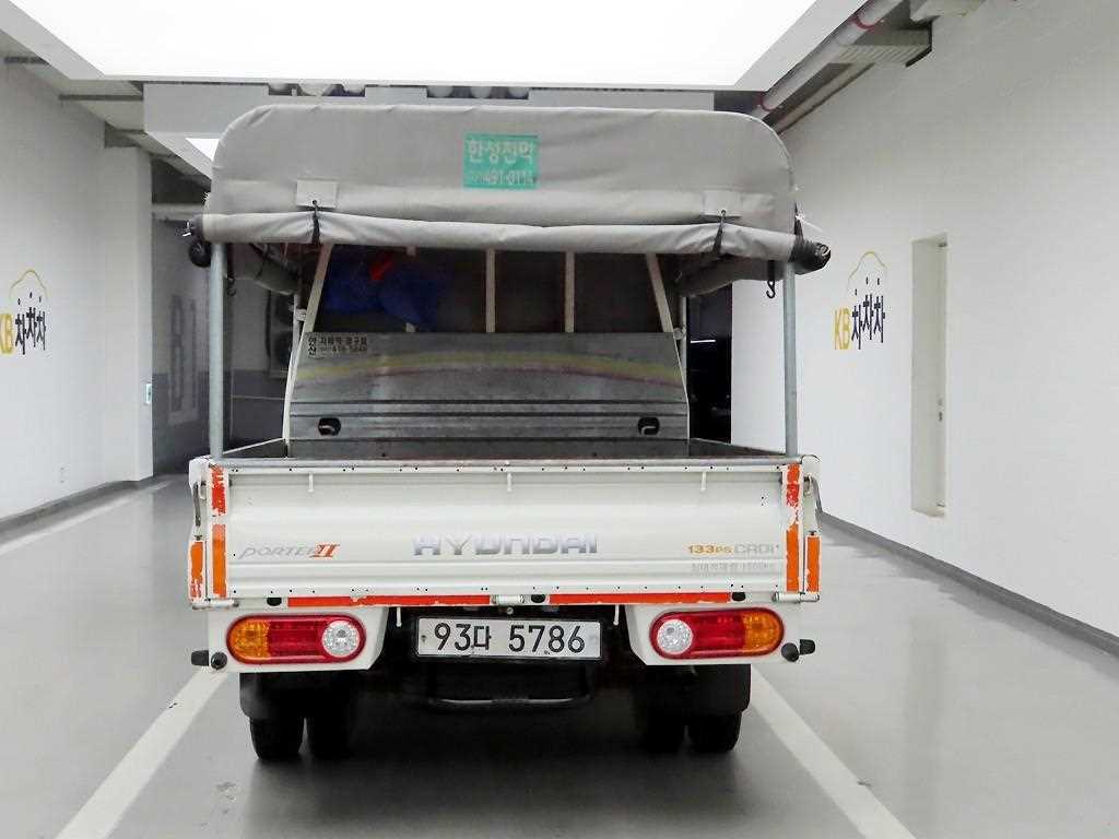 Small Truck Cargo (small) - Vista 3