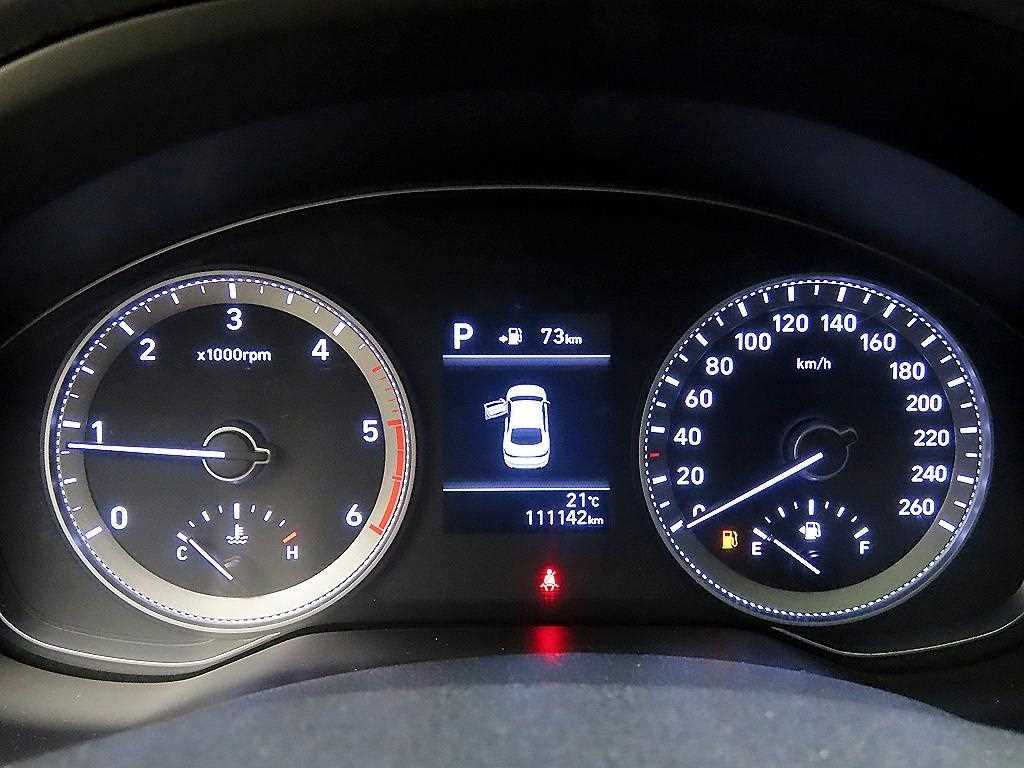 HYUNDAI Grandeur - Vista 8
