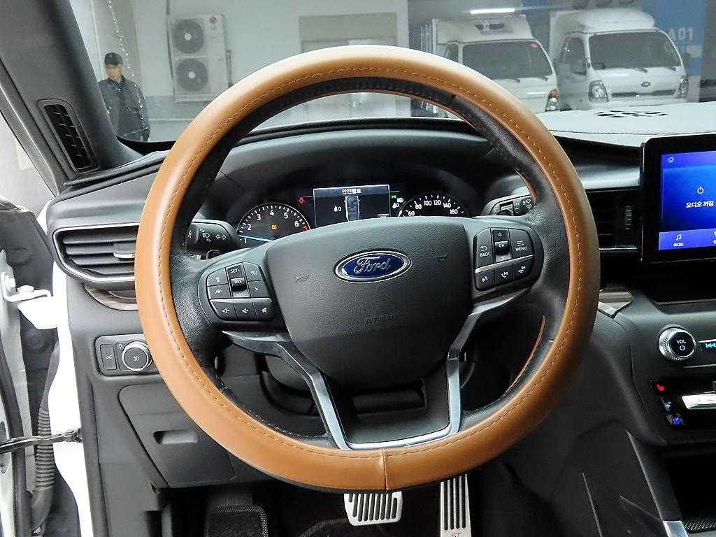 Ford Explorer - Vista 7