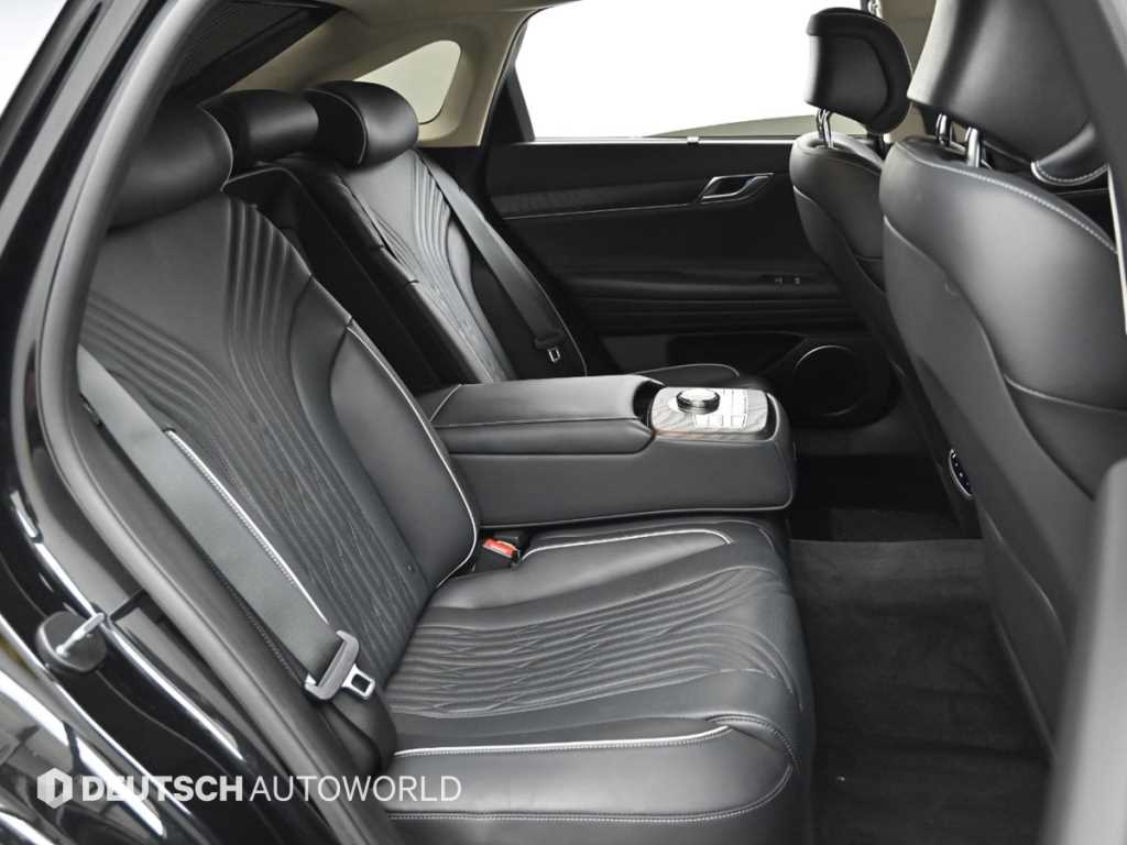 Genesis G80 - Vista 12