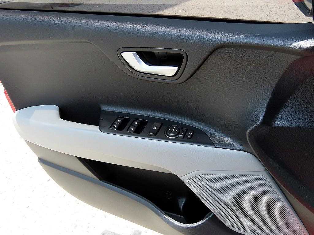 KIA Stonic - Vista 11