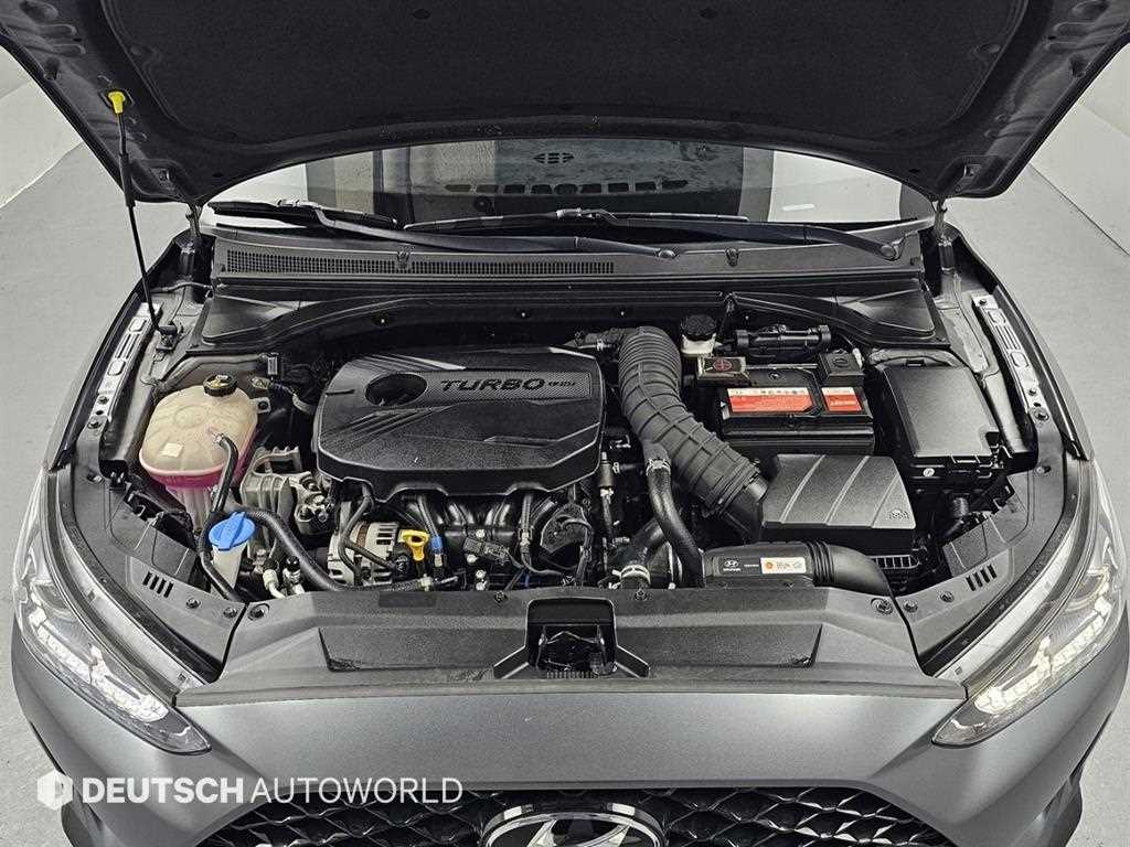 HYUNDAI Veloster - Vista 6