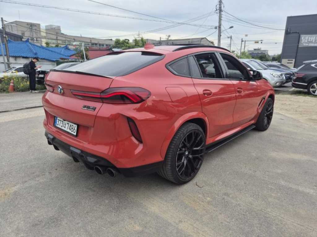 BMW X6M - Vista 3