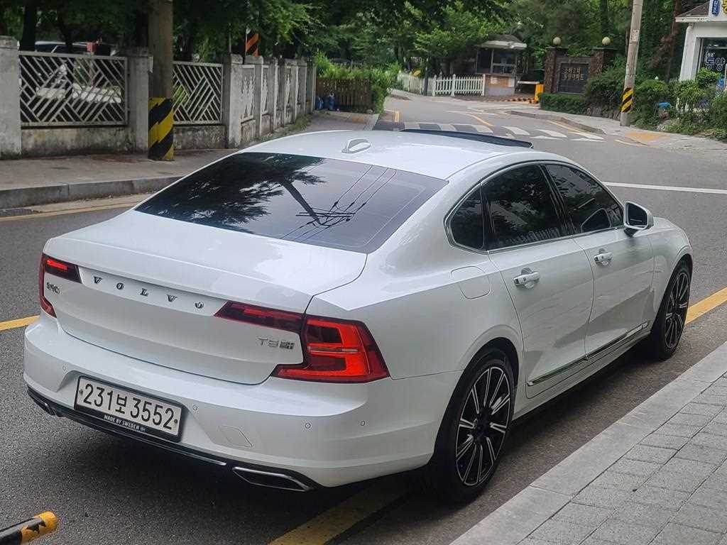 Volvo S90 - Vista 5