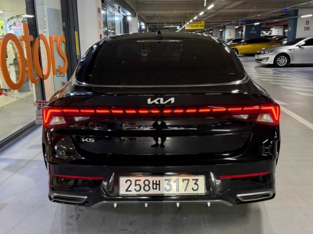 KIA K5 - Vista 5