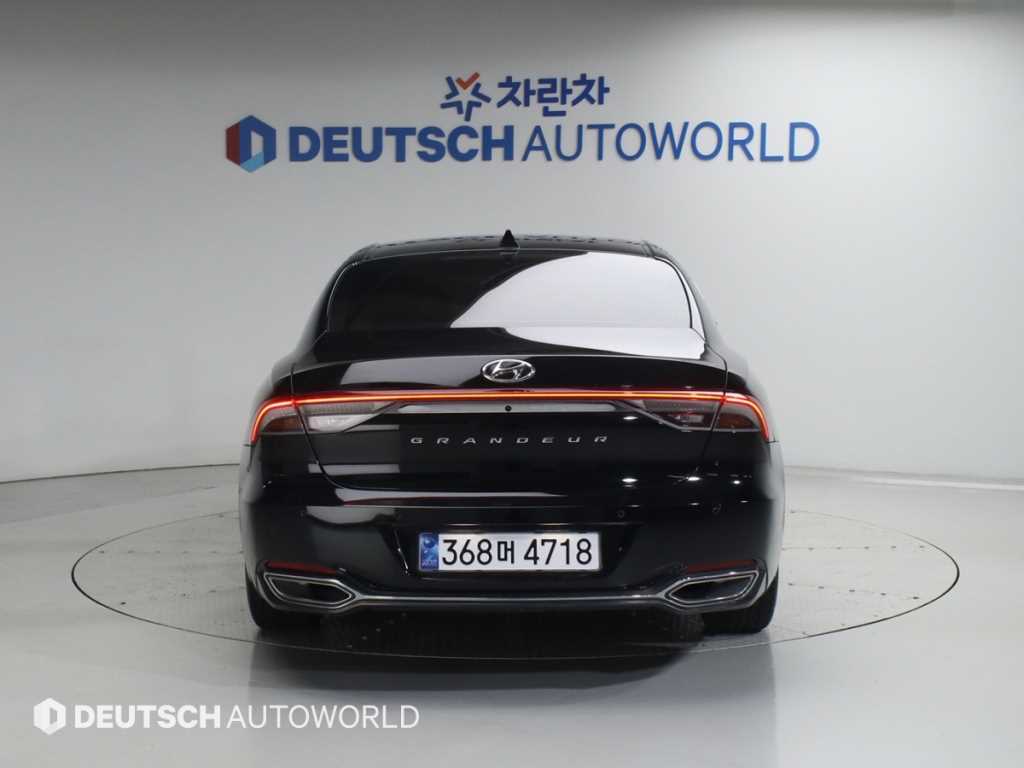 HYUNDAI Grandeur - Vista 5
