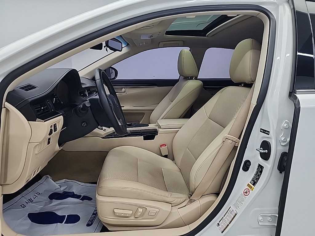 Lexus ES - Vista 11