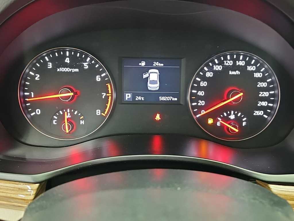 KIA K7 - Vista 6