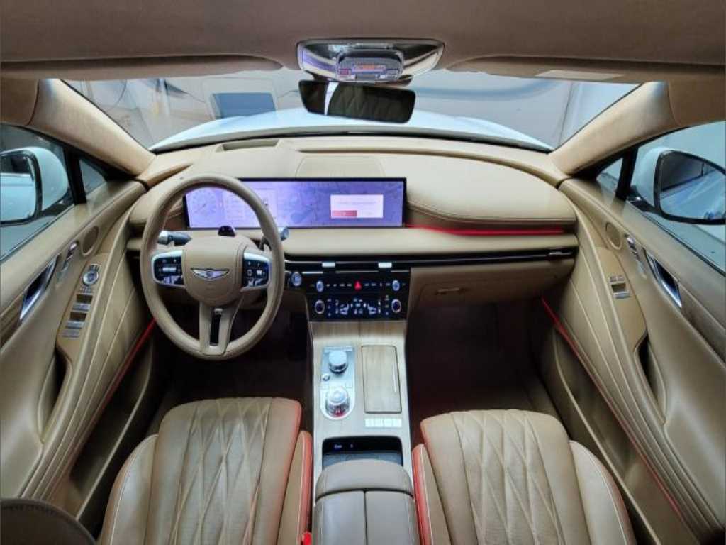 Genesis G80 - Vista 8