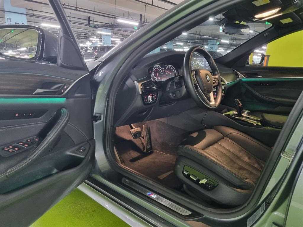 BMW 5 Series - Vista 12