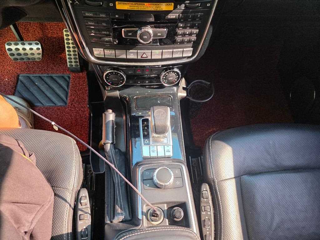 Mercedes Benz G Class (G Wagen) - Vista 8