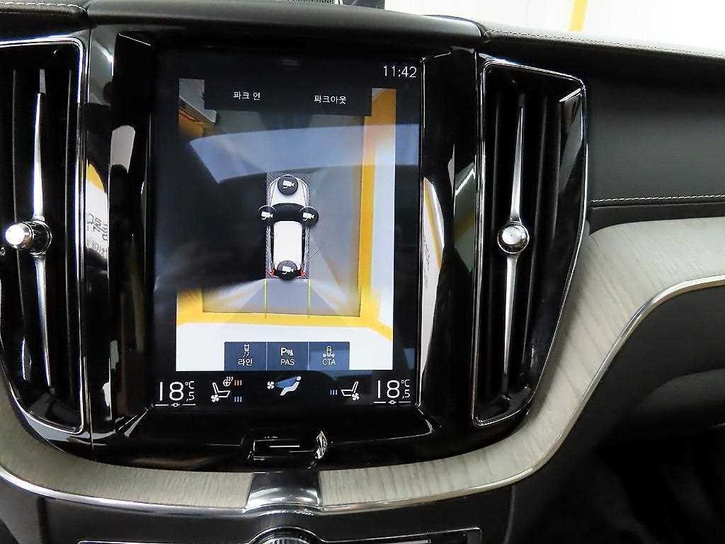 Volvo XC60 2019 Negro - Importación desde Corea - HF Imports Iquique - Foto 15