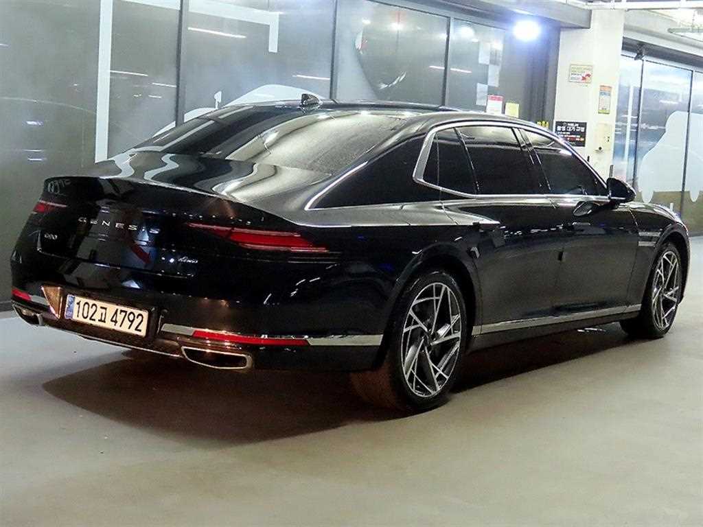 Genesis G90 - Vista 4