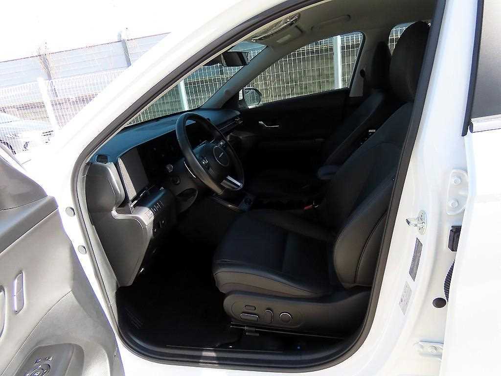 HYUNDAI Kona - Vista 5