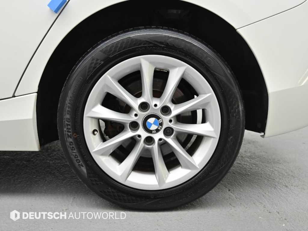 BMW 1 series - Vista 5
