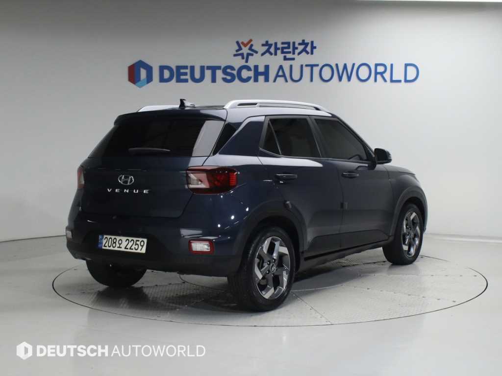 HYUNDAI Venue - Vista 2
