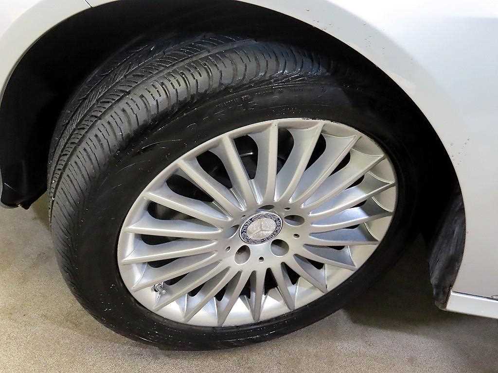Mercedes Benz E class 2014 Gris - Importación desde Corea - HF Imports Iquique - Foto 20