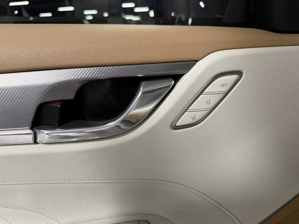 HYUNDAI Grandeur - Vista 12