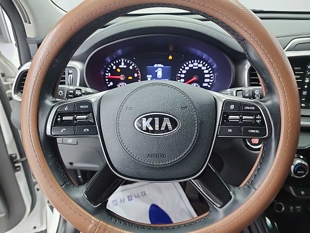 KIA Sorento - Vista 9