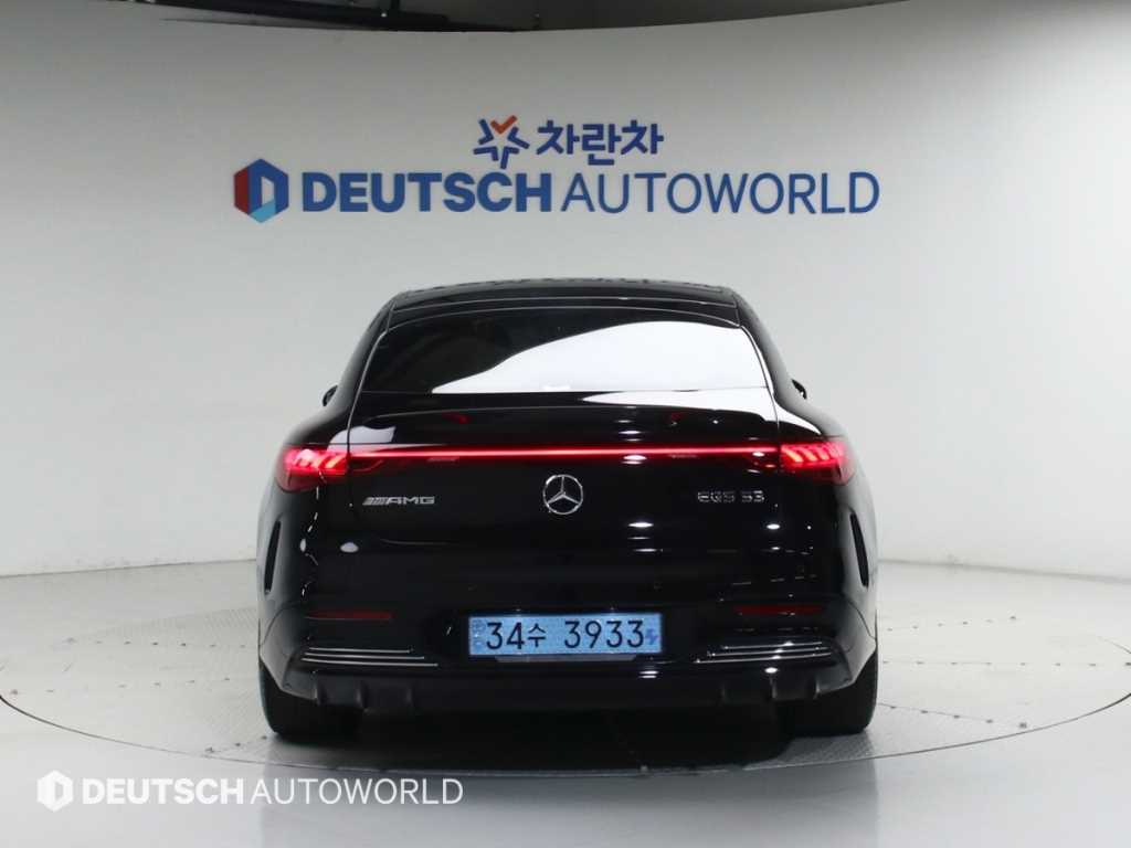 Mercedes Benz EQS - Vista 4