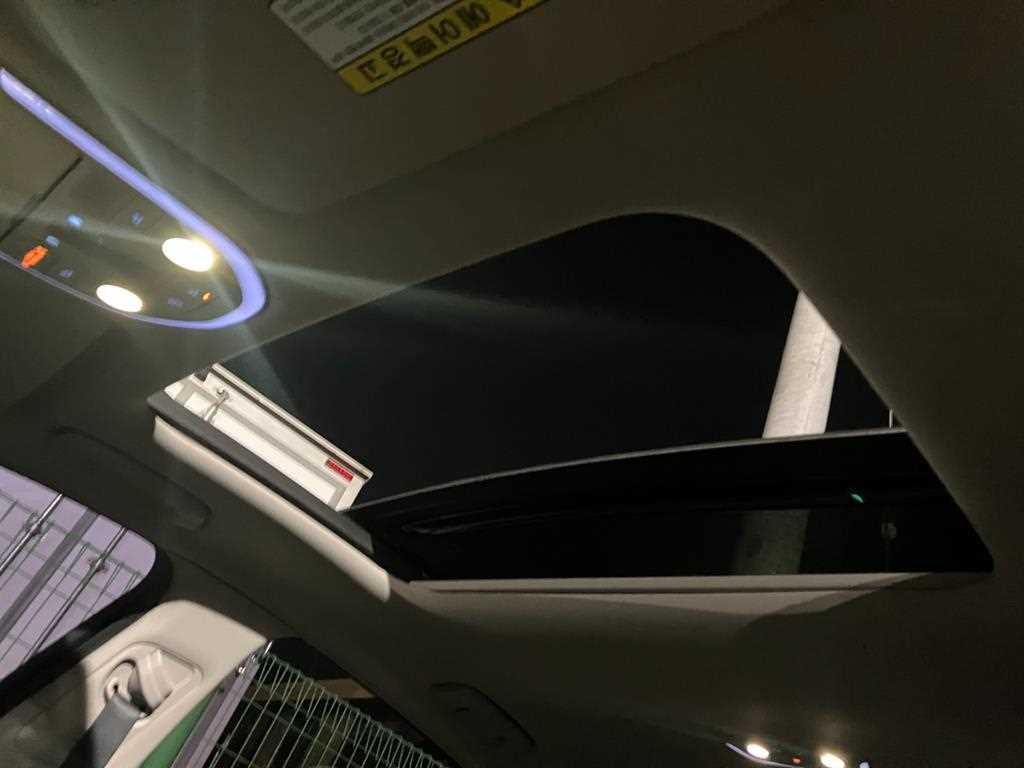 Genesis G70 - Vista 7