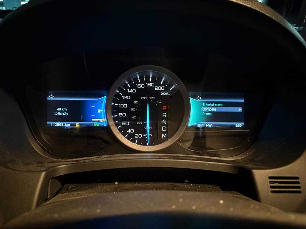 Ford Explorer - Vista 9