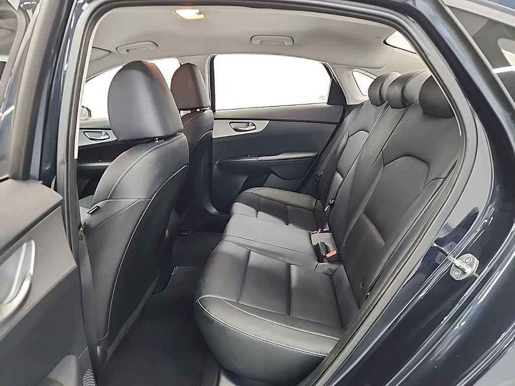 KIA K3 - Vista 12